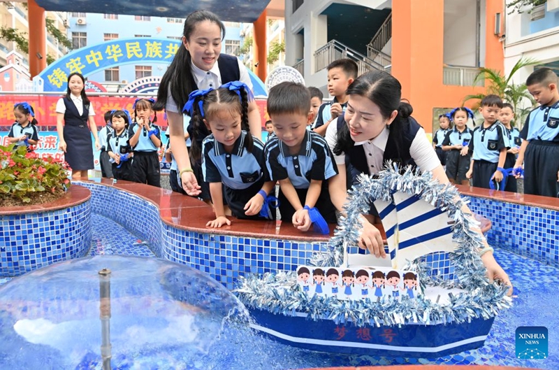 Shule za msingi na sekondari katika baadhi ya sehemu nchini China zakaribisha siku ya kwanza ya muhula mpya