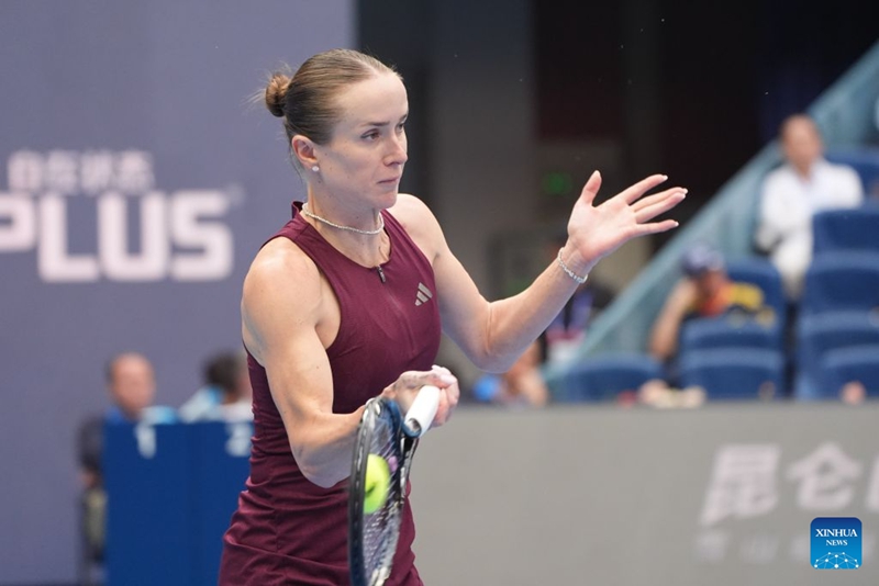Mcheza tenisi wa China Zheng Qinwen afuzu kwa nusu fainali ya China Open
