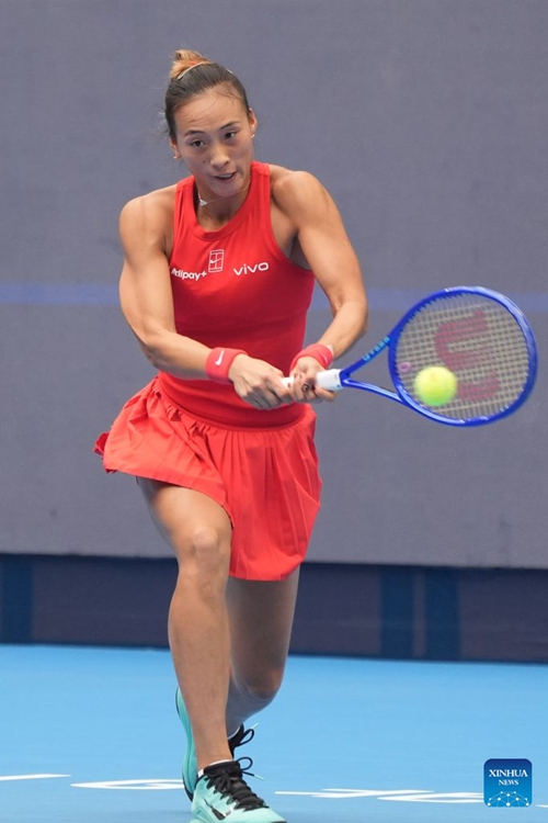 Mcheza tenisi wa China Zheng Qinwen afuzu kwa nusu fainali ya China Open
