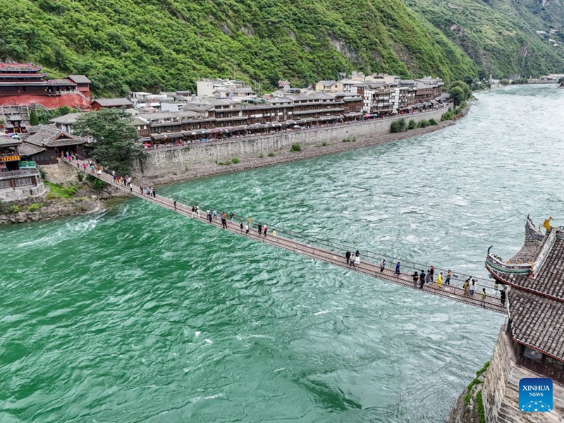 Mabaki ya vivutio vya kihistoria vya Safari Ndefu mkoani Sichuan, China