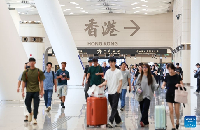 Bandari iliyoboreshwa yafunguliwa kwa ajili ya kurahisisha usafiri wa kuvuka mpaka kati ya Shenzhen na Hong Kong, China
