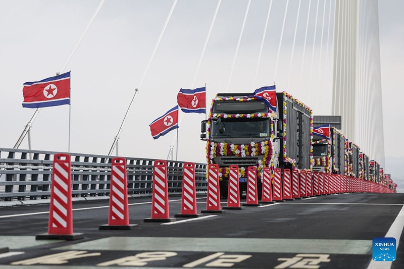 Daraja jipya la mpakani mwa China na DPRK juu ya Mto Yalu lazinduliwa rasmi