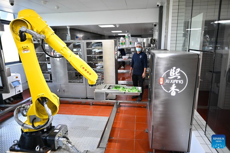 Katika picha: Mgahawa unaoendeshwa kwa kutegemea AI mjini Nanjing, China