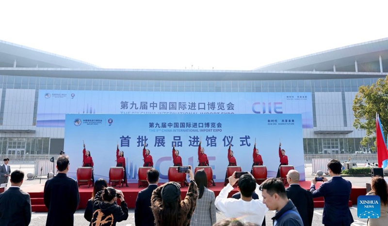 Kundi la kwanza la vitu vya kuoneshwa kwenye Maonesho ya 9 ya Uagizaji Bidhaa ya China (CIIE) lawasili Shanghai